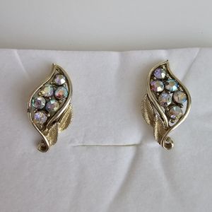 Coro Aurora Borealis Rhinestone Pea Pod ScrewBack Vintage Statement Earrings